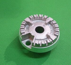 B0241 ARISTON BRUCIATORE PICCOLO  AUX 052930 1 FORO MONTA S0237