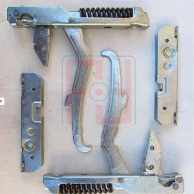 82338146 KIT CERNIERA 2  X CF1792 148 x 21 interasse 119 -  PORTARULLINO 2 X CF2191  110 x 12 interasse 94 CANDY GASFIRE