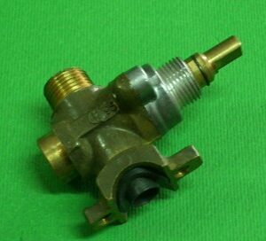 ONOFRI-TERIM RUBINETTO GAS i.asse 40 ast.6x4,5 ent.briglia usc.13x1
