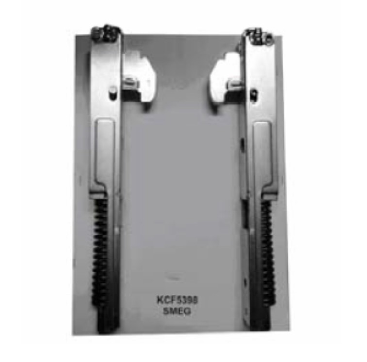 KIT 2PZ CERNIERE FORNO SMEG mm.210 interasse post mm15 interasse mm202 SA704X - SA706EB.1 - SA706X.1 - SA708X - SE700EB - SE700NE - SE700X - SE706EB - SE706NE - SE706X - SE708EB - SNZ708X - WI700EB - WI700NE 931330426