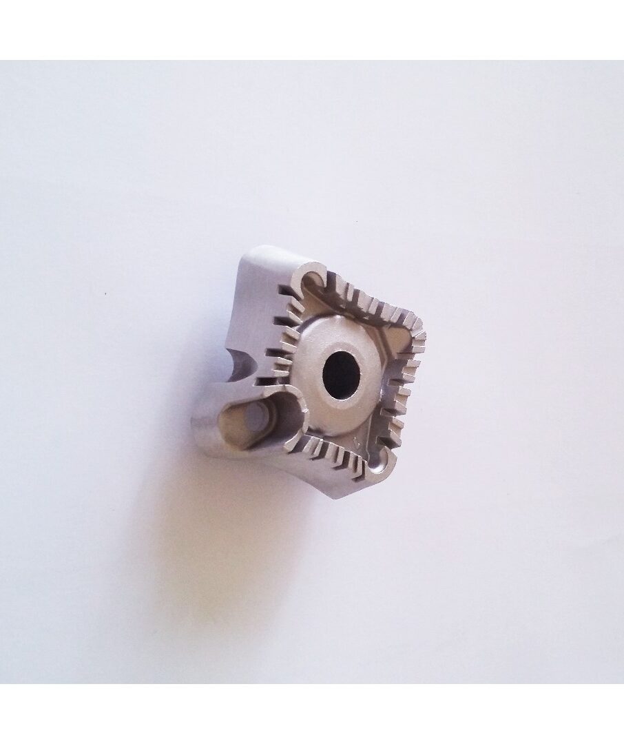 BRUCIATORE AUSILIARE PICCOLO QUADRATO PER NUOVI PIANETTI DI COTTURA ARISTON HOTPOINT monta piattello S0253